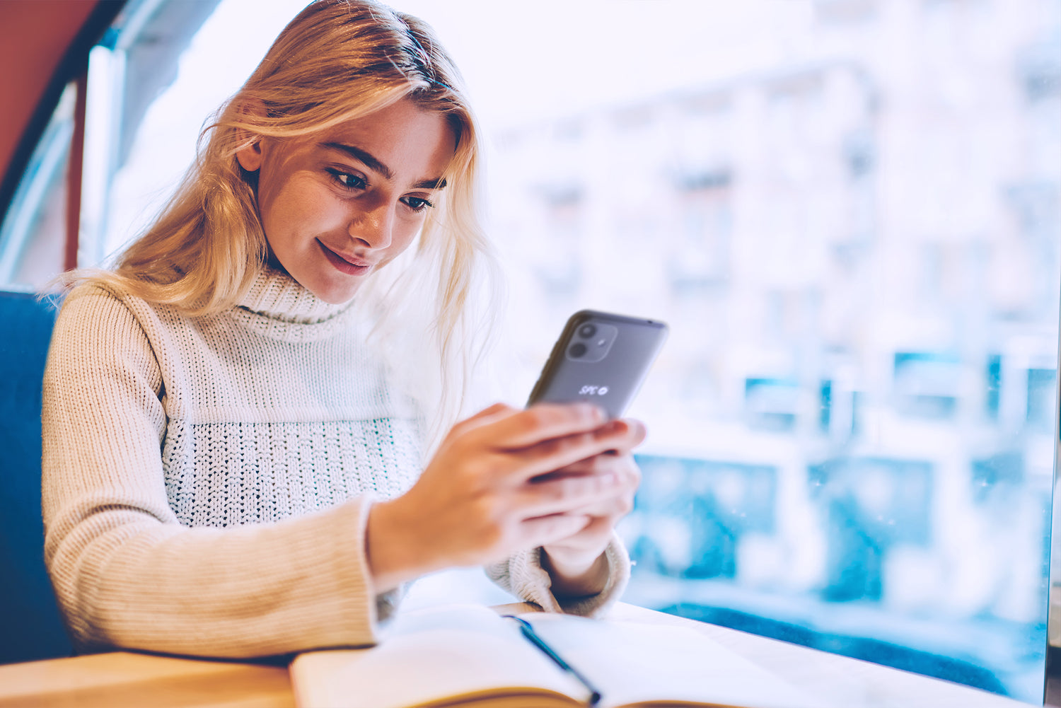 Día de Internet Segura: ¿cómo pueden navegar los jóvenes por internet sin riesgo de sufrir estafas u otros ciberataques?