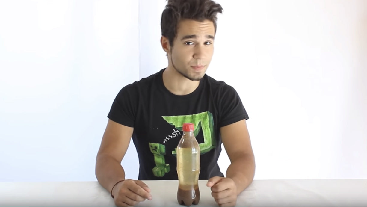 ¿Conocías el experimento de la leche y la Coca Cola?