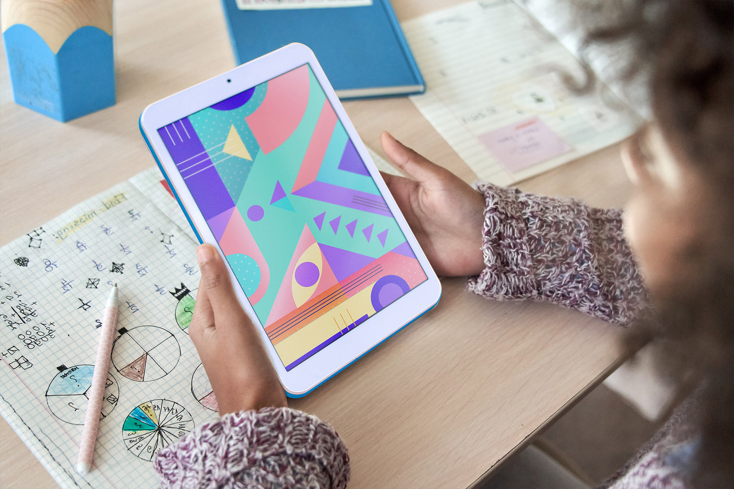 Solo el 8% por ciento de los niños ha incrementado este curso el uso de dispositivos electrónicos para un fin educativo