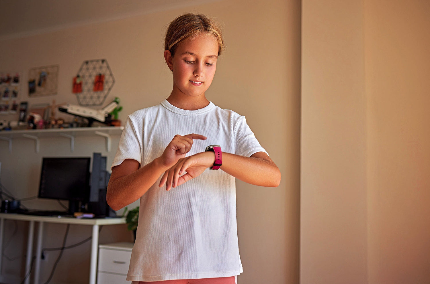 11 de febrero – Día Internacional del Internet Seguro Internet seguro en casa: cómo proteger a niños y mayores sin renunciar a los beneficios de la tecnología