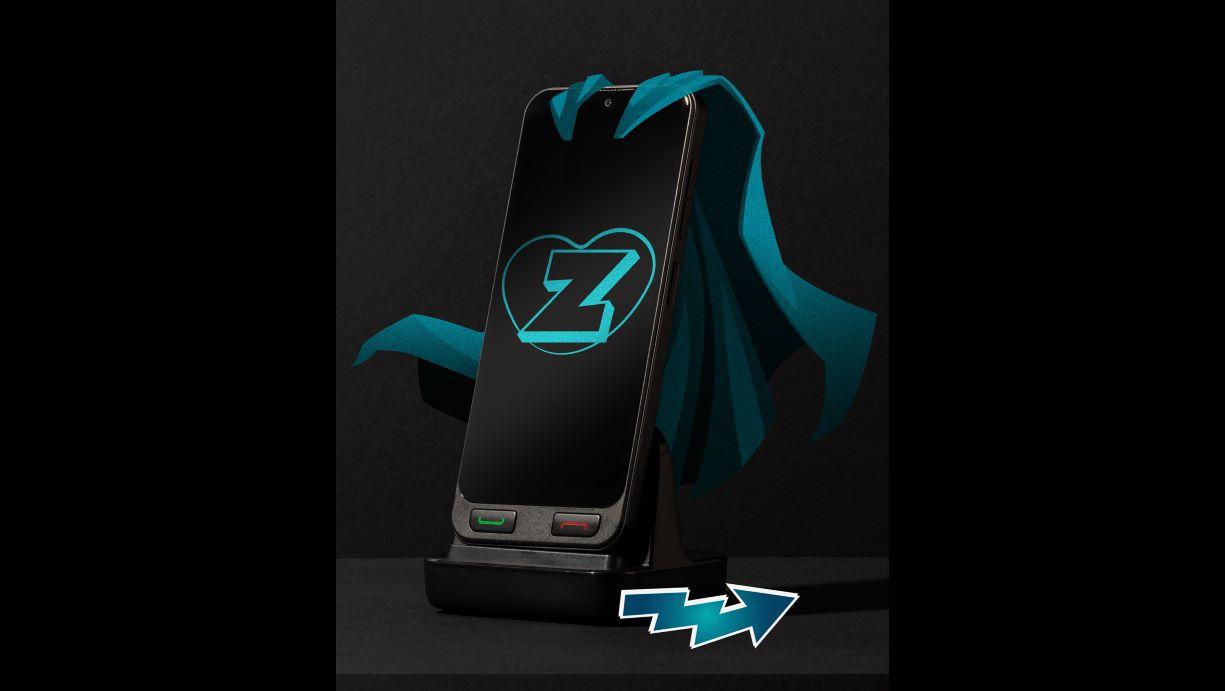 Supermayores: la generación que no envejece (y los superpoderes que les da SPC ZEUS 2 PRO)