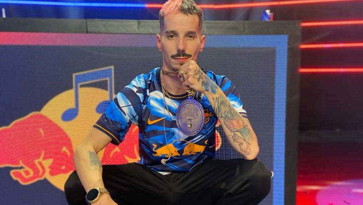 Skone, campeón de la Red Bull Batalla de los Gallos