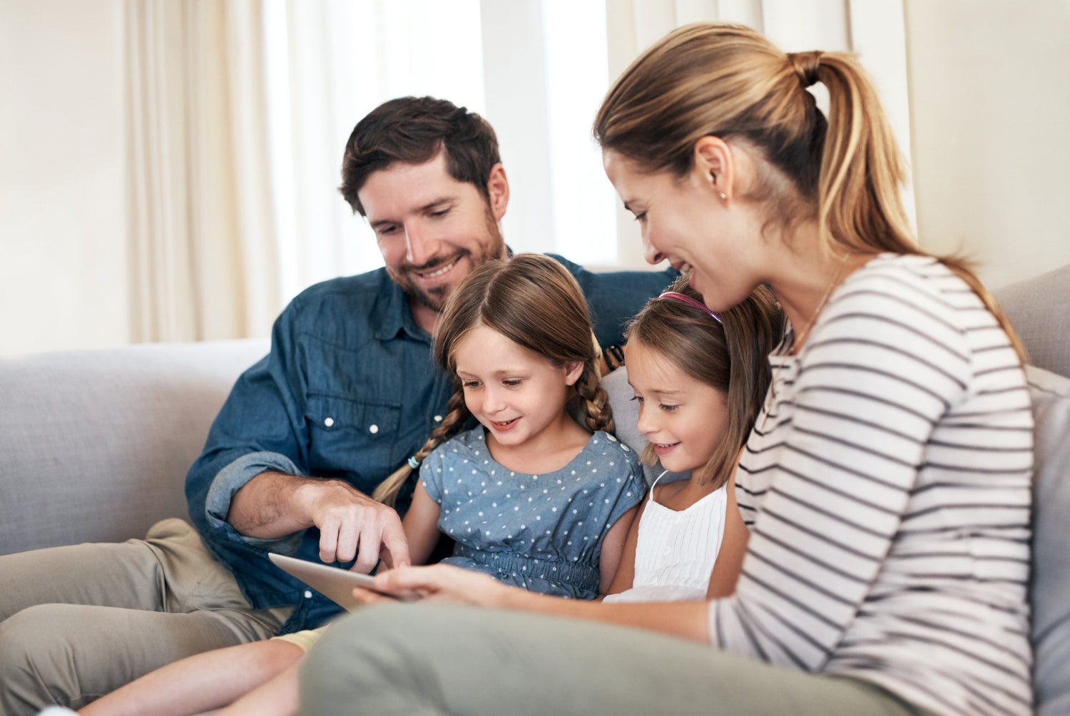 Nuevas protecciones para adolescentes en redes sociales: un paso adelante que empieza en casa